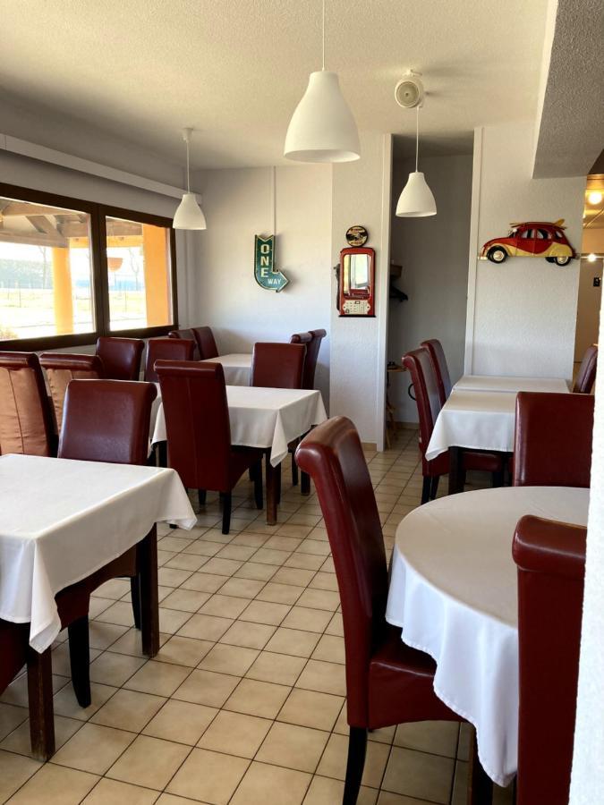 Brit Hotel Essentiel Moulins Avermes Exterior foto