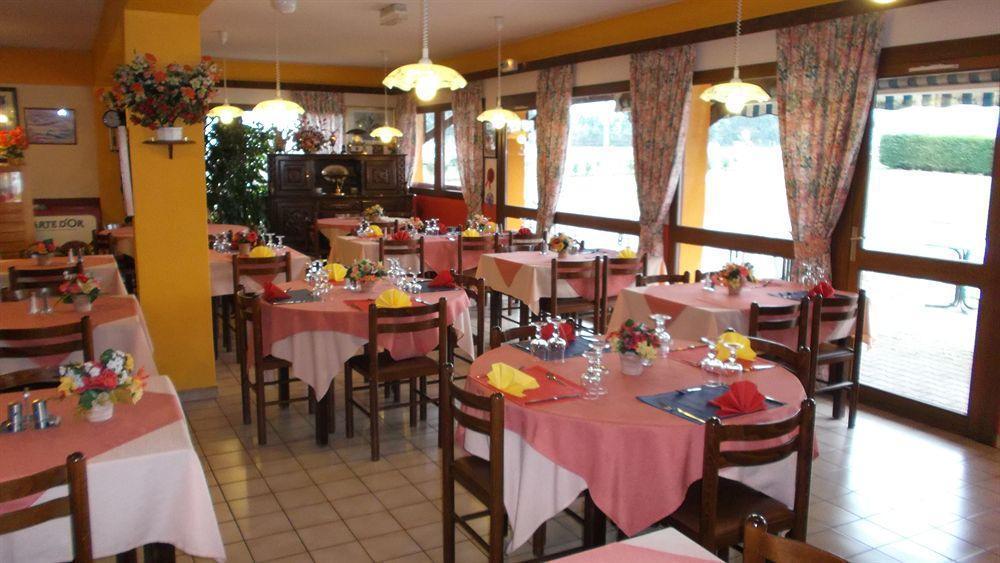 Brit Hotel Essentiel Moulins Avermes Exterior foto